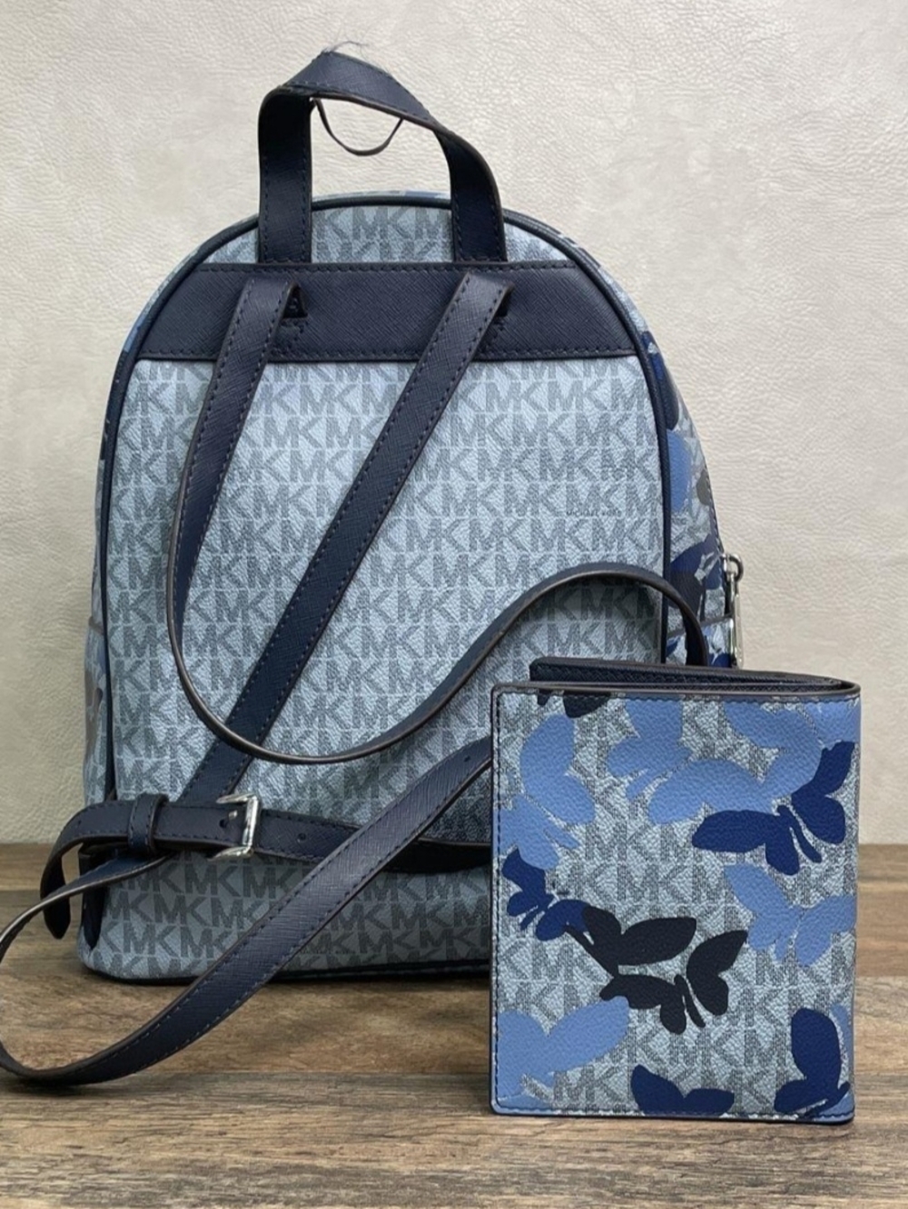 Michael Kors Navy and Light Blue Floral Logo Backpack with Matching Wallet - Picture 2 of 6